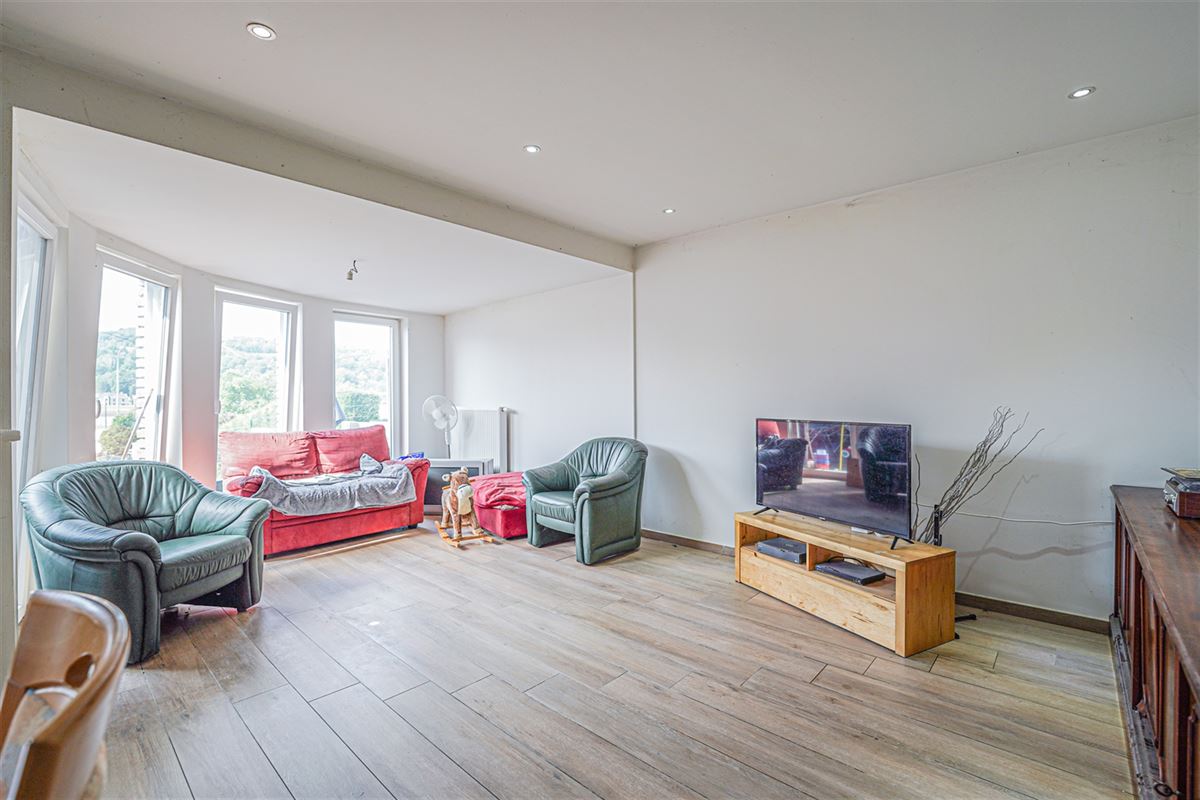 Agence Immobilière à Rocourt, Liège : Appartement à vendre : Chaussée de Ramioul 262 4400 IVOZ-RAMET